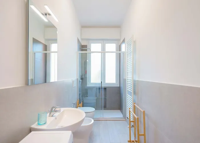 Cignani Loft By Lesdomus - Station, Fair, Center Apartament *