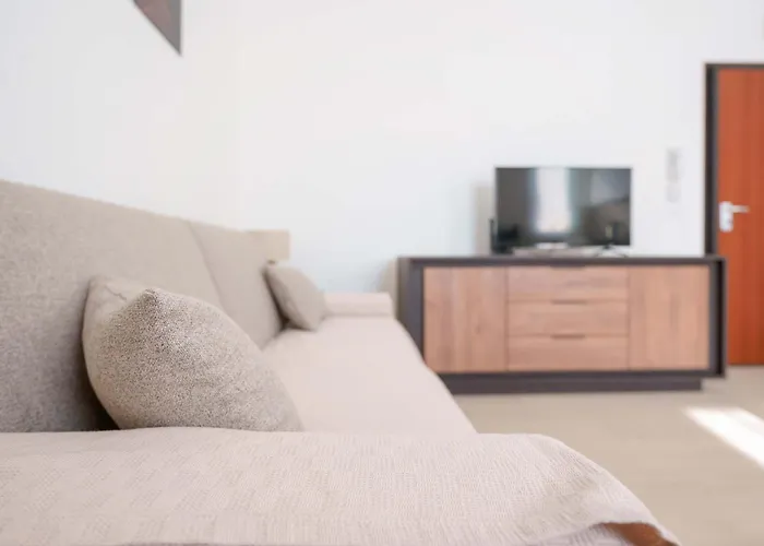 Cignani Loft By Lesdomus - Station, Fair, Center Apartament *
