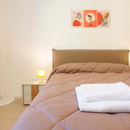 Apartment Cignani Loft - Station, Fair, Center