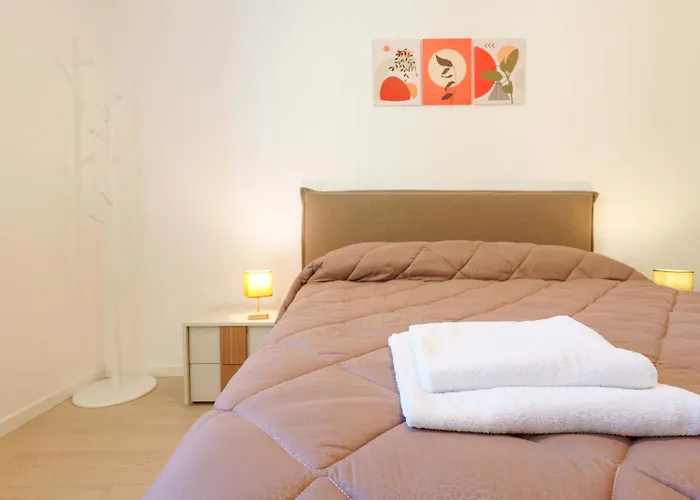 Apartament Cignani Loft By Lesdomus - Station, Fair, Center