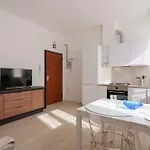 Cignani Loft By Lesdomus - Station, Fair, Center דירה