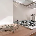 דירה Cignani Loft By Lesdomus - Station, Fair, Center *