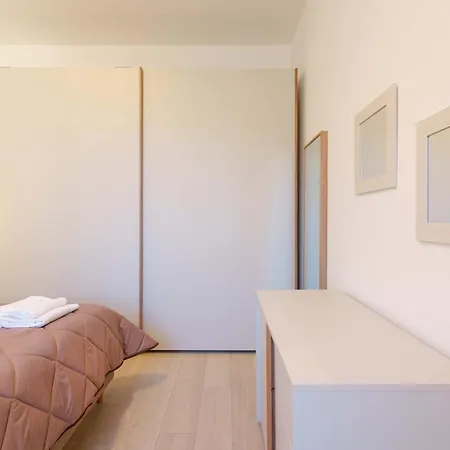 Apartment Cignani Loft - Station, Fair, Center
