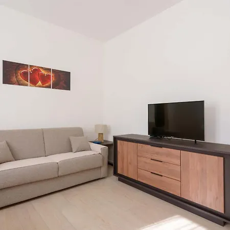 Cignani Loft - Station, Fair, Center Apartment Bologna